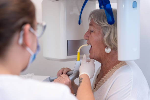 Best Broken or Cracked Tooth Emergency Dentist in Fort Dodge, IA
